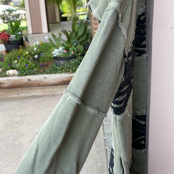 Free People Sweatshirt/Jacket - Picture 7 of 7